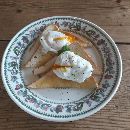 Burton Grange Farmhouse Couette-café