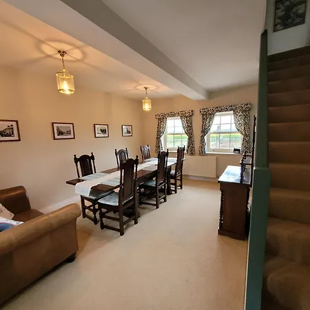 Burton Grange Farmhouse Couette-café Boroughbridge